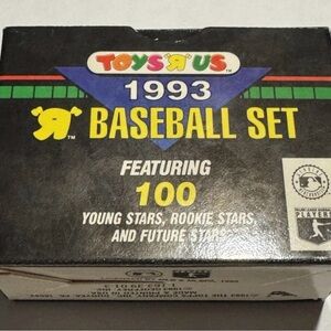 1993 Toys R Us Baseball Set 100 Young, Rookie & Future Stars